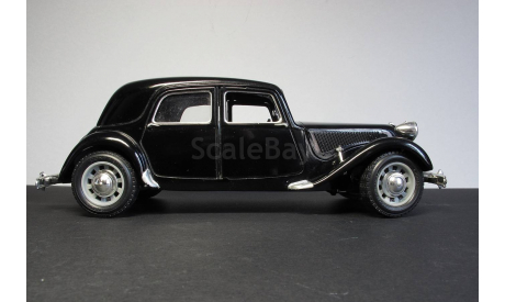 Citroen T.A. 15cv  Bburago 1:24 made in Italy, масштабная модель, Citroën, scale24