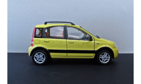 FIAT Panda  Hongwell/Motorama 1:24, масштабная модель, 1/24