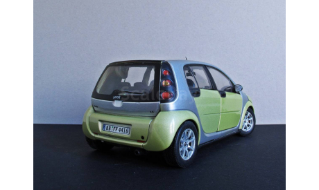 Smart Forfour  Hongwell/Cararama 1:24, масштабная модель, 1/24