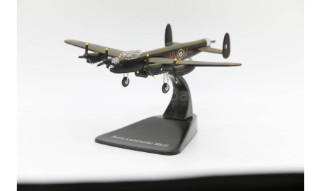 Avro Lancaster MkIII - модель 1/144 от Arlas, масштабные модели авиации, Atlas, scale144