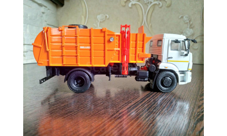 Камаз 43253 МКМ 4503 Рестайлинг, масштабная модель, ПАО КАМАЗ, 1:43, 1/43