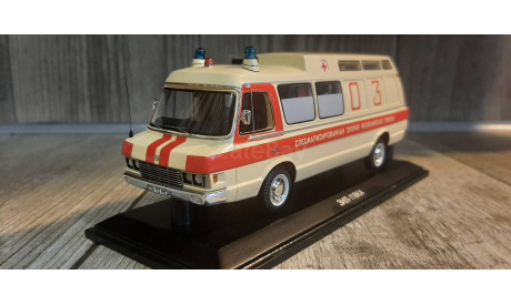 ЗиЛ-118КА ’Скорая помощь’, масштабная модель, DiP Models, 1:43, 1/43