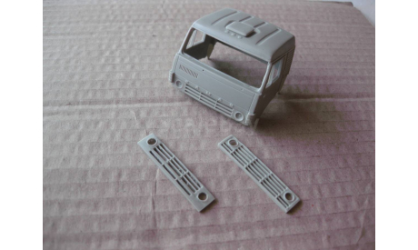 Кит Кабина Камаз 4310(43101) . +решетки Дакар., сборная модель автомобиля, scale43