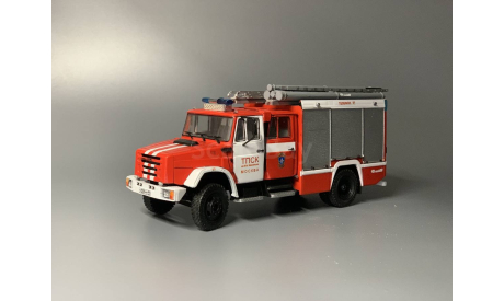 Кит Пожарный Ац-20-20/2 (4331) ROSENBAUER, сборная модель автомобиля, scale43, зил 4331