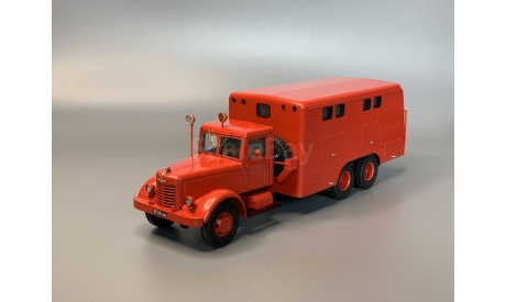 Пожарная  рукавная машина ПРМ-33 (210) .ЯАЗ 210., сборная модель автомобиля
