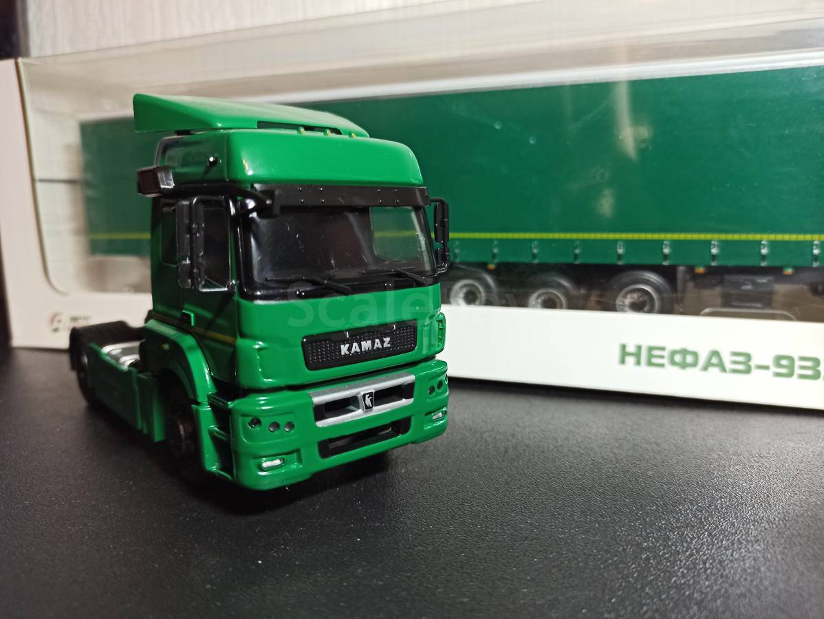 КамАЗ-5490 +НЕФАЗ-93941 | Аукцион масштабных и сборных моделей
