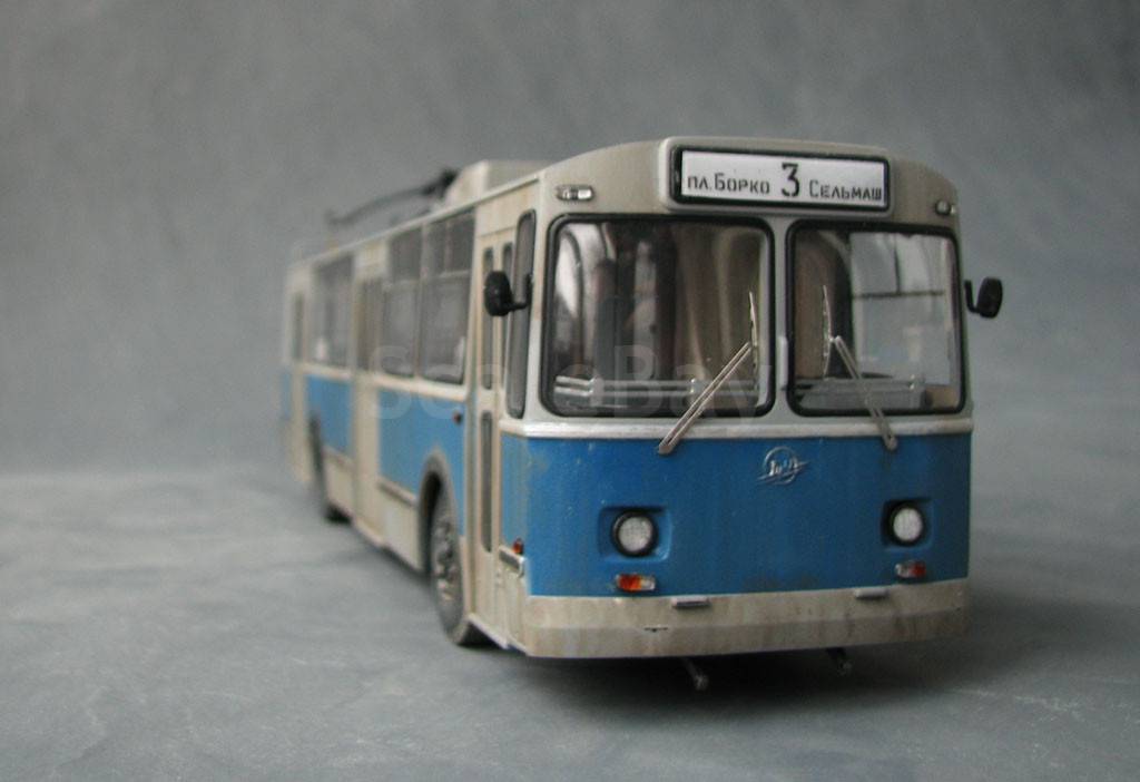 Модель троллейбус Зиу-9 | Аукцион масштабных и сборных моделей