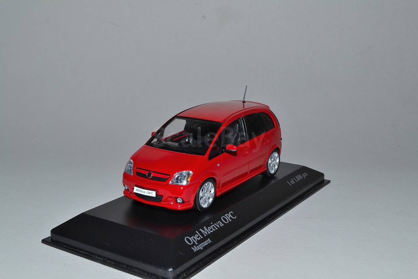 MINICHAMPS 400046000 Opel Meriva OPC- 2006 - Red 1/43