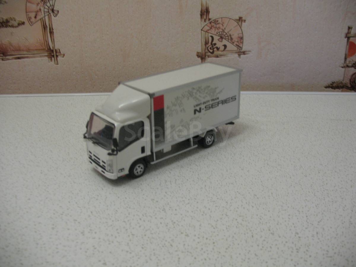 Isuzu N Series Light Duty Truck