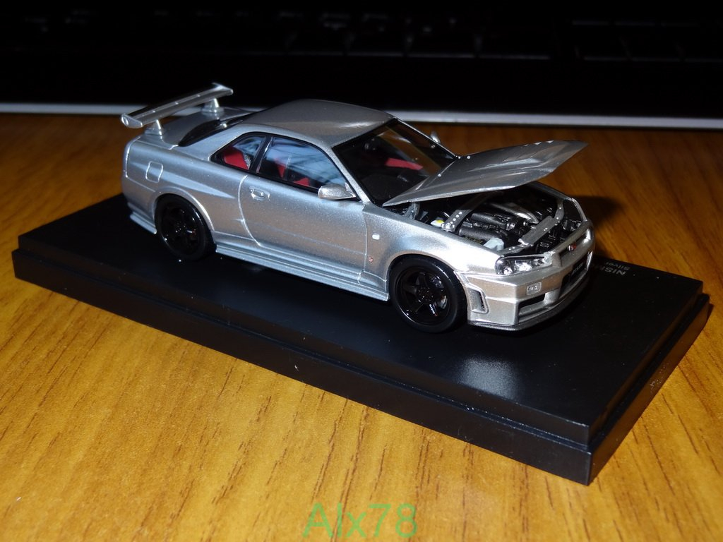 Nissan skyline игрушка