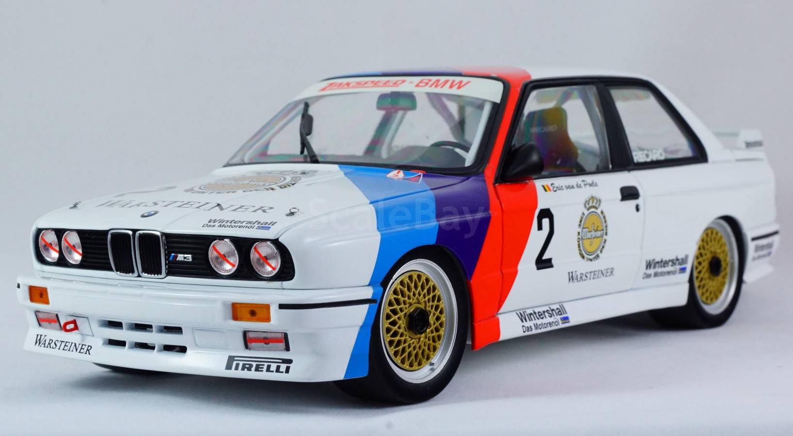 BMW E30 M3 Sport 3-series MINICHAMPS 1:18 - все открывается, руль ...