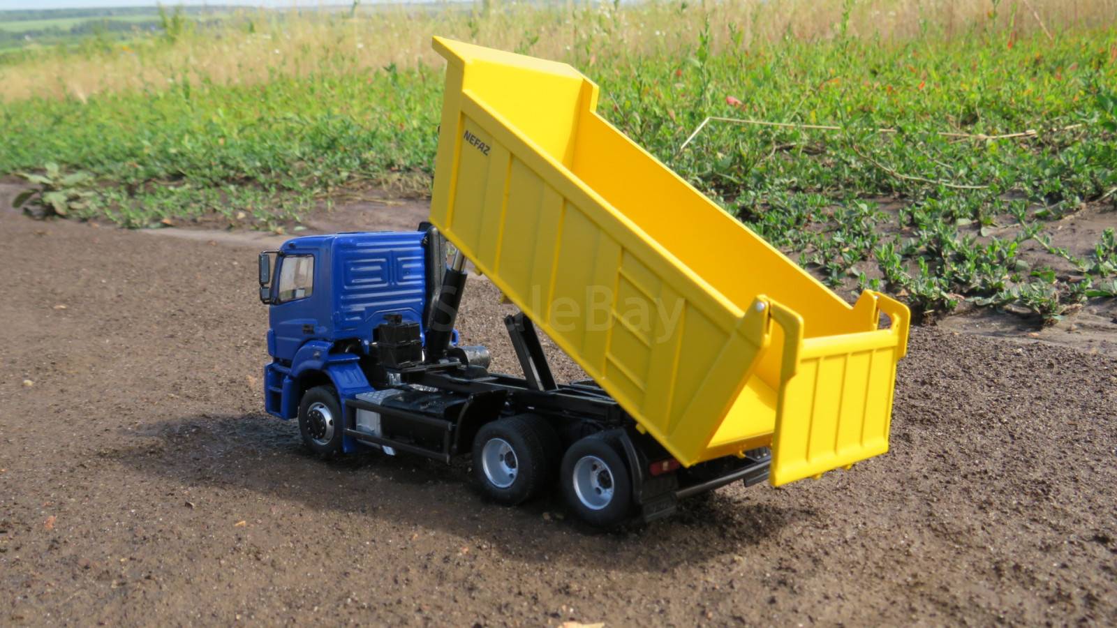 КАМАЗ-6520 ЛЮКС | Аукцион масштабных и сборных моделей