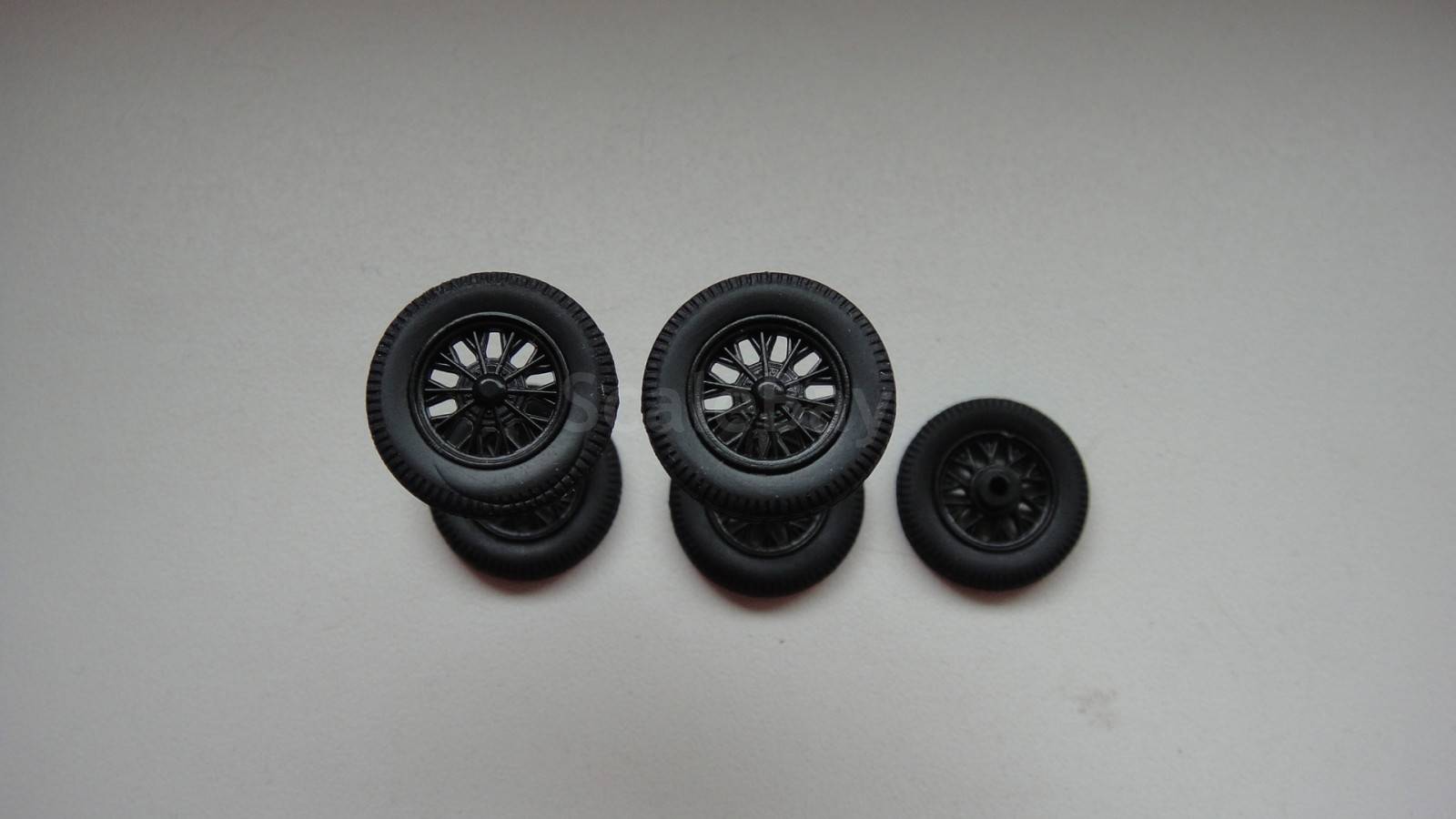 КОЛЕСА ОТ ГАЗ А ИЗ АЛ ТОЛЬКО МОСКВА | Аукцион масштабных и сборных моделей