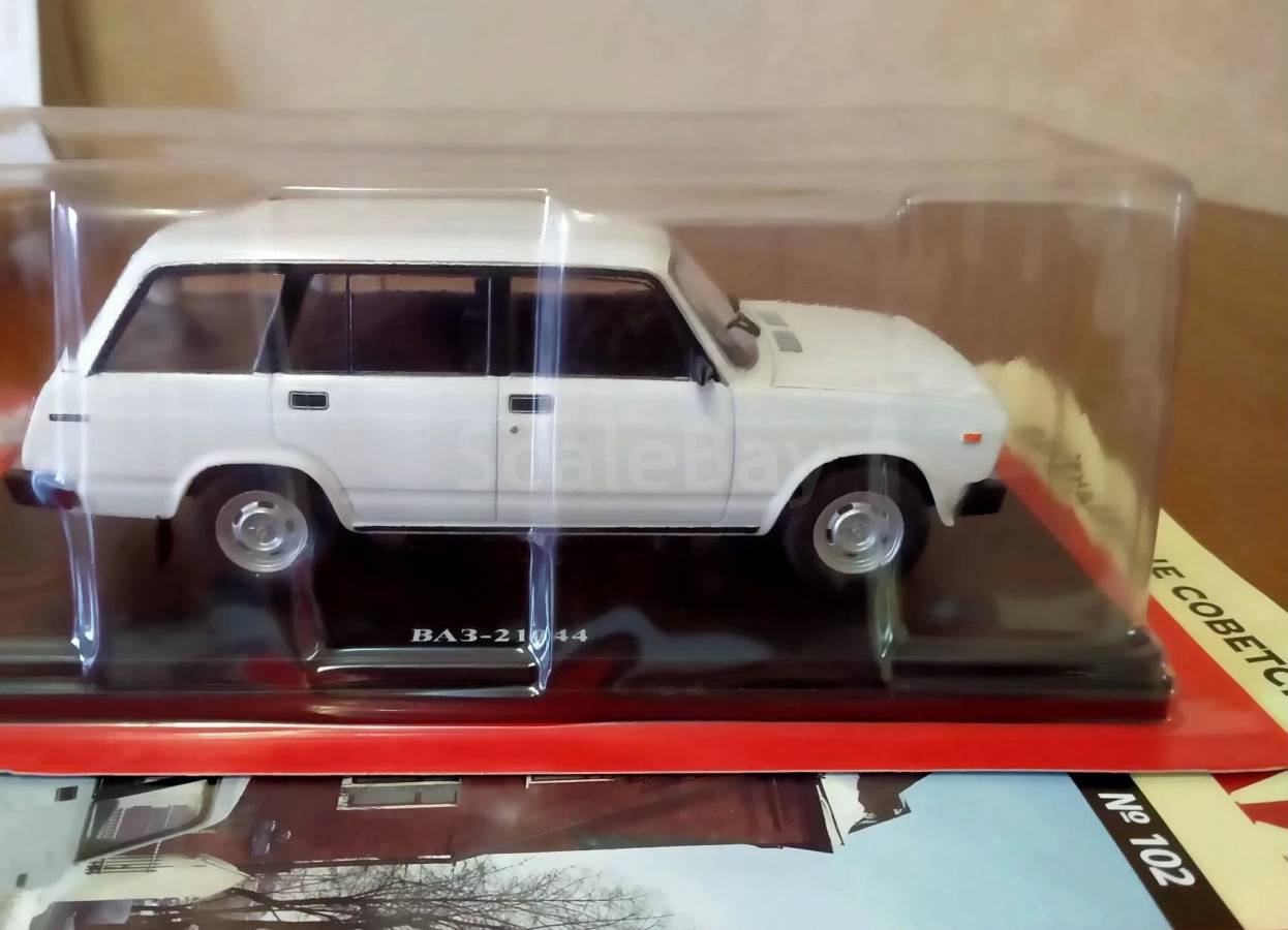 Hachette Легендарные советские автомобили №102 ВАЗ-21044 | Аукцион ...