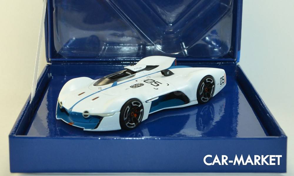 Renault has a futuristic 'Gran Turismo' concept car too