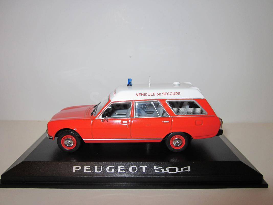 Majorette rail route Peugeot 404 break rouge à repeindre – Etoile Auto49