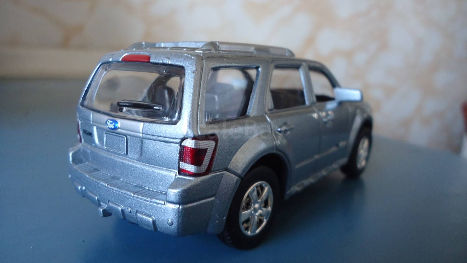 Ford escape игрушка