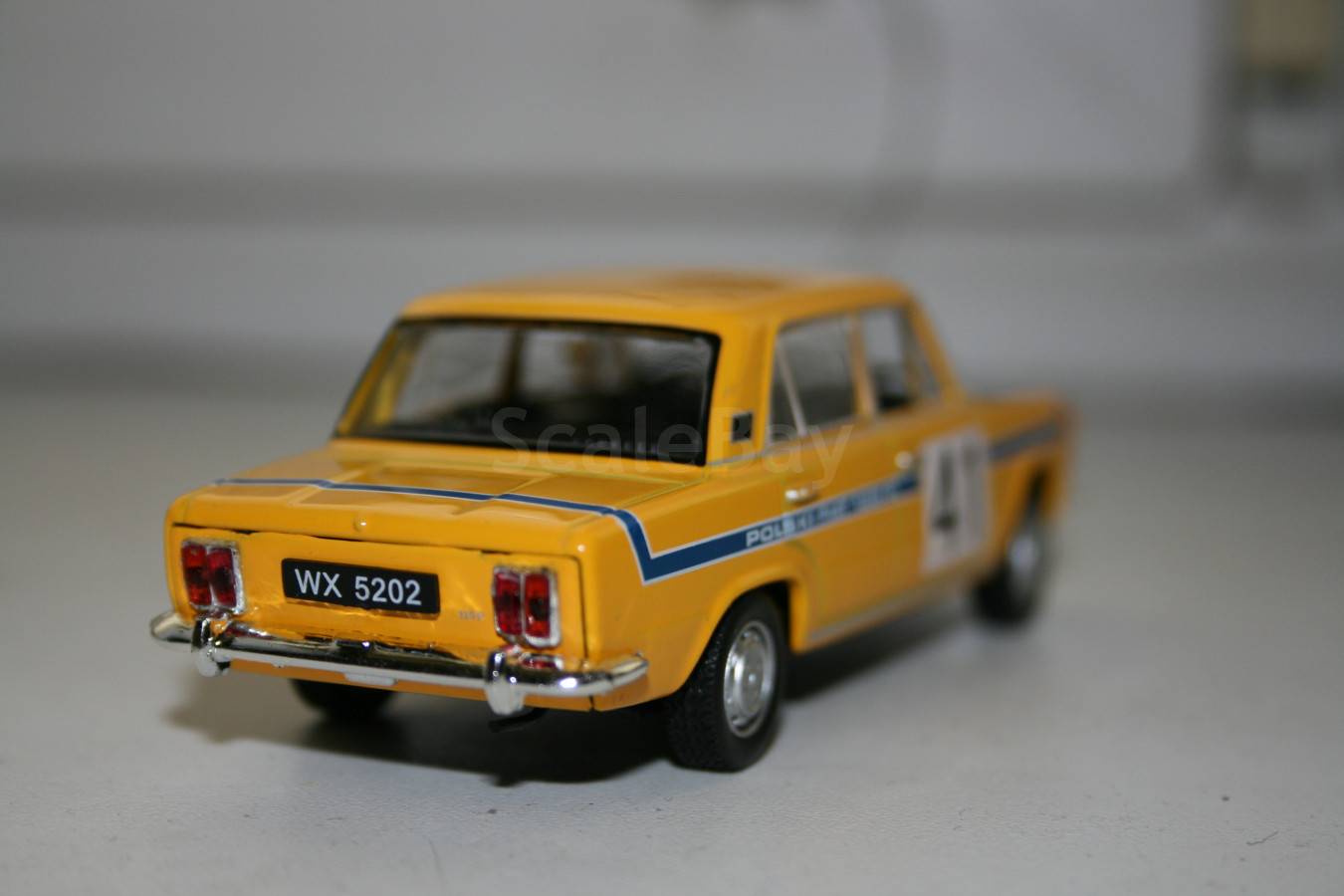 1/43 FIAT 125P RAJDOWY(РАЛЛИ)Kultowe AUTA PRLu IST