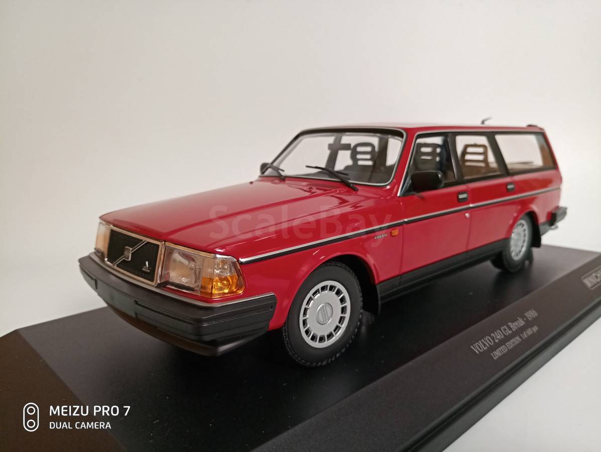 minichamps volvo 240