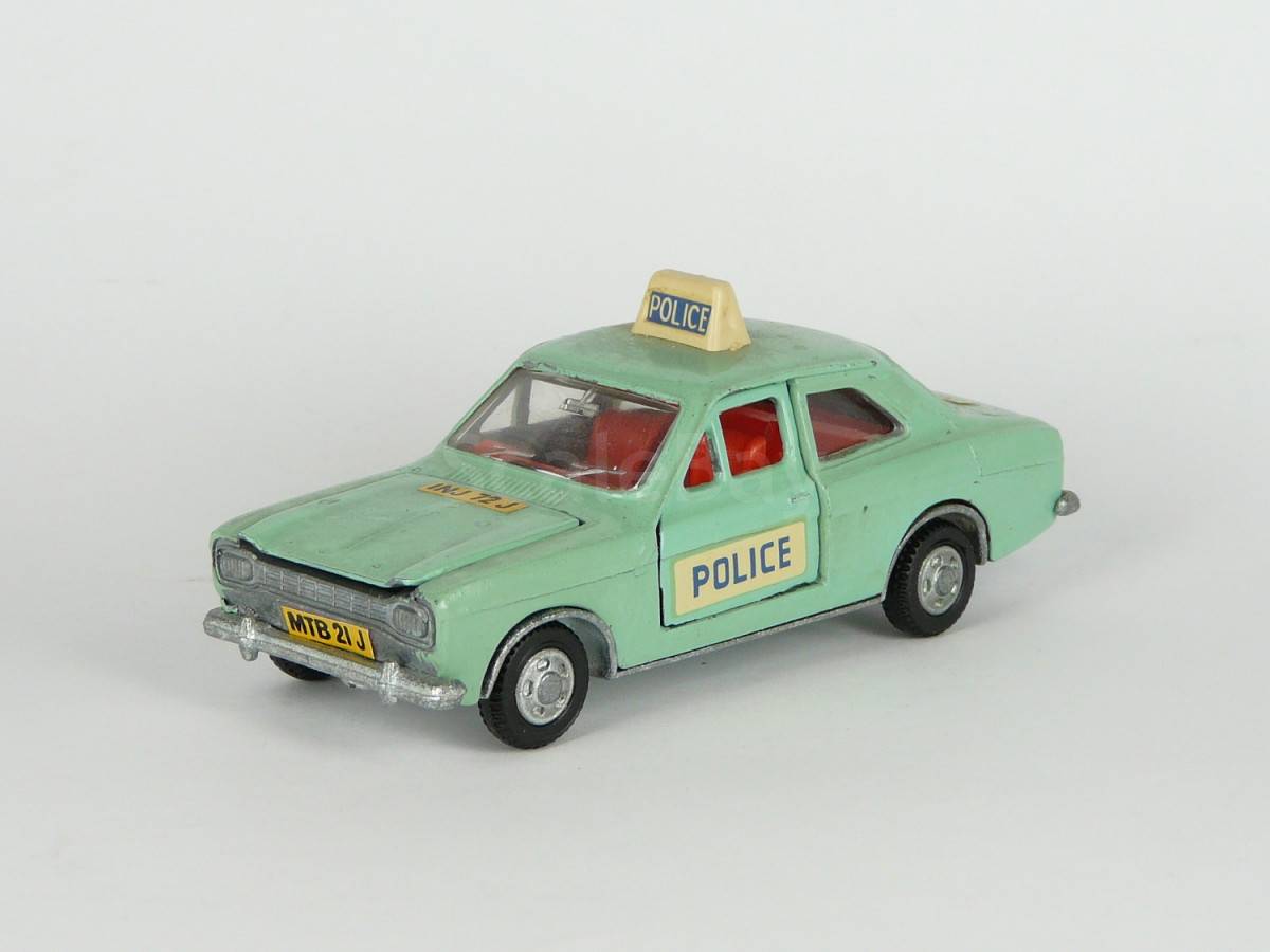 dinky toys police car