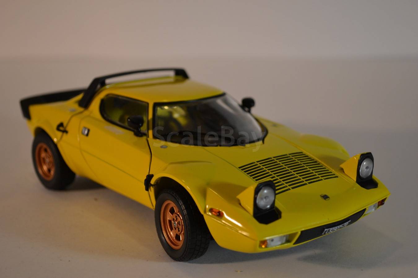 LANCIA STRATOS STRADALE 1975 | Аукцион масштабных и сборных моделей