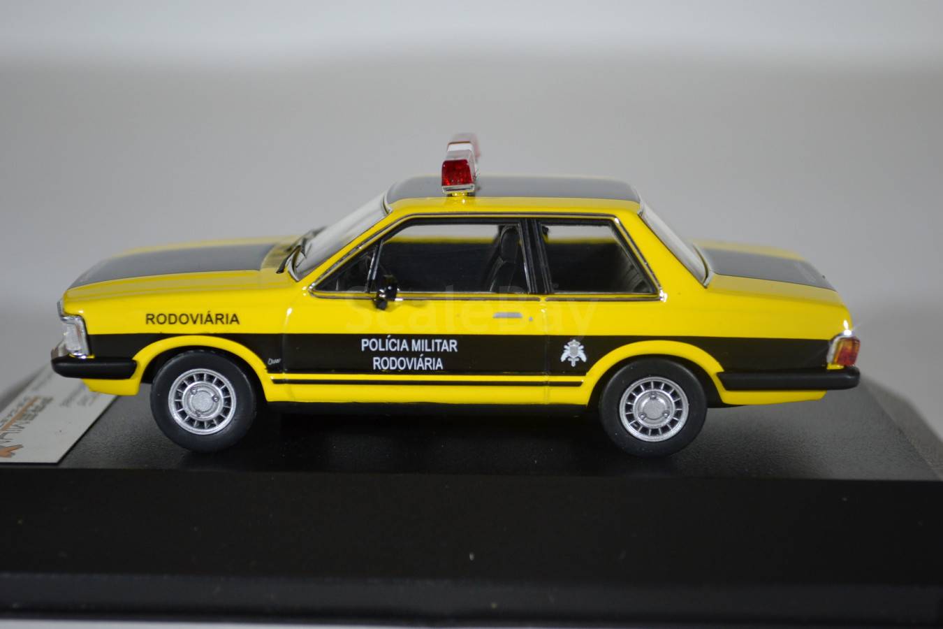 FORD DEL REY OURO POLICE MILITAIRE RODOVIARIA 1982 PREMIUM CLASSIXXS 1:43