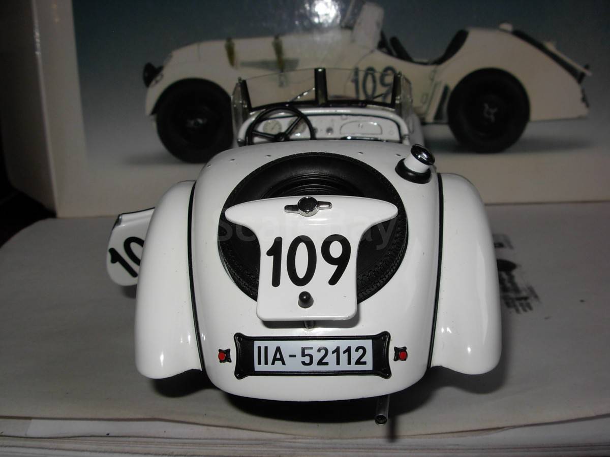 ミニカー BMW 328 1938 ＃109 1/18 AUTOart レア 直売格安