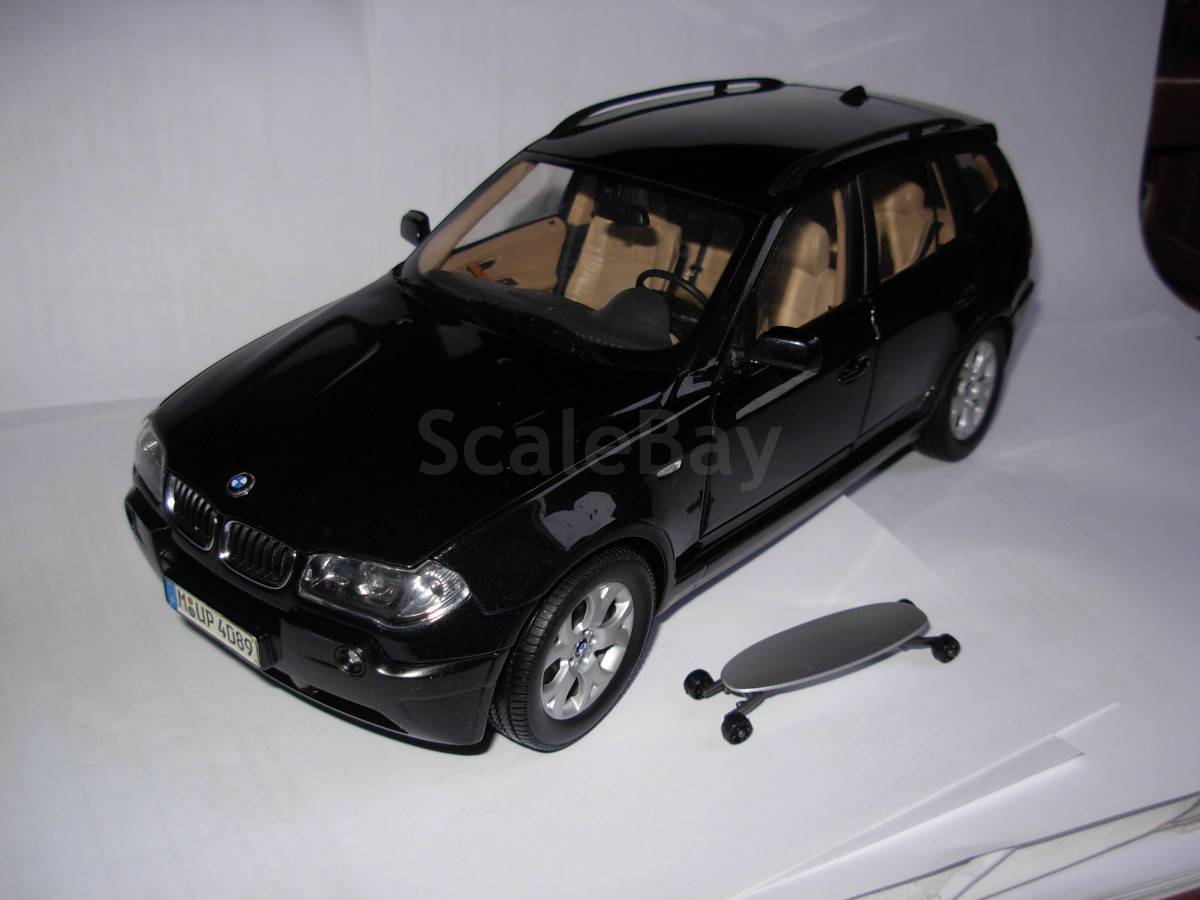 ミニカー1/18 KYOSHO BMW X3 3.0i No.356 - ミニカー