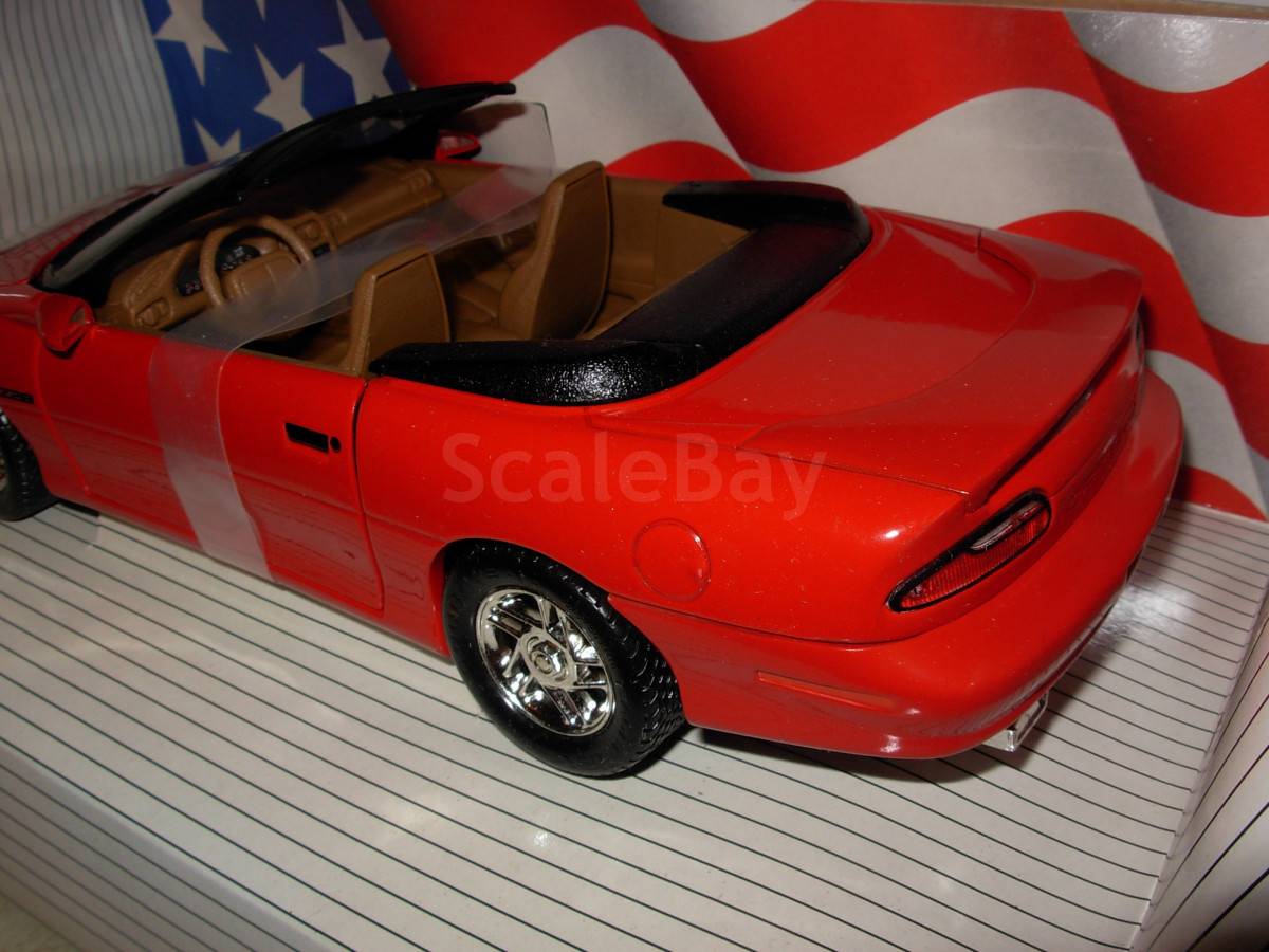 1996 Chevrolet Camaro Z28 Convertible in Teal Blue Ertl American Muscle 1 18 | Achetez sur