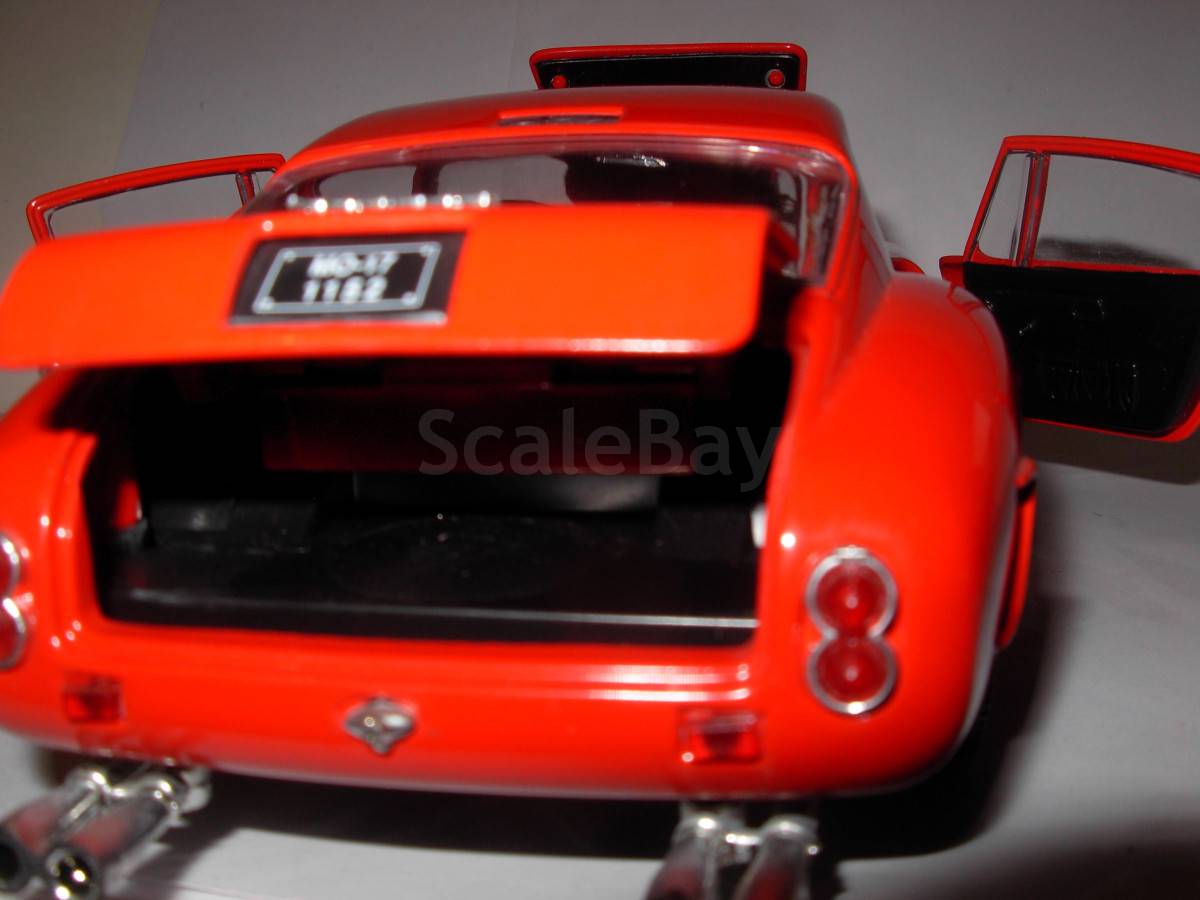 1/18 : Jouef Evolution Ferrari 250 Gt Berlinette 61 Sans Boite 1/18 : Jouef Evolution Ferrari 250 Gt Berlinette 61 Sans Boite