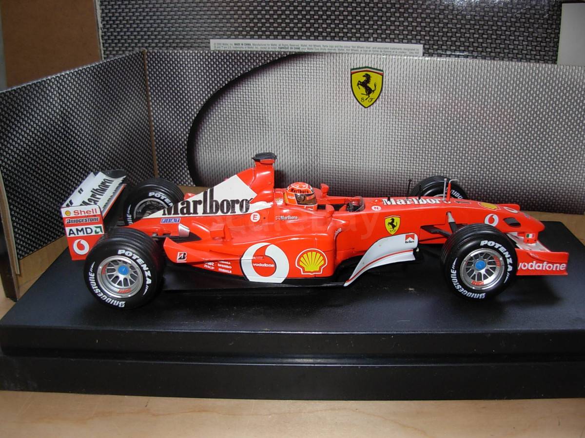 HOT WHEELS FERRARI F2002 n°1 M. Schumacher 1.43