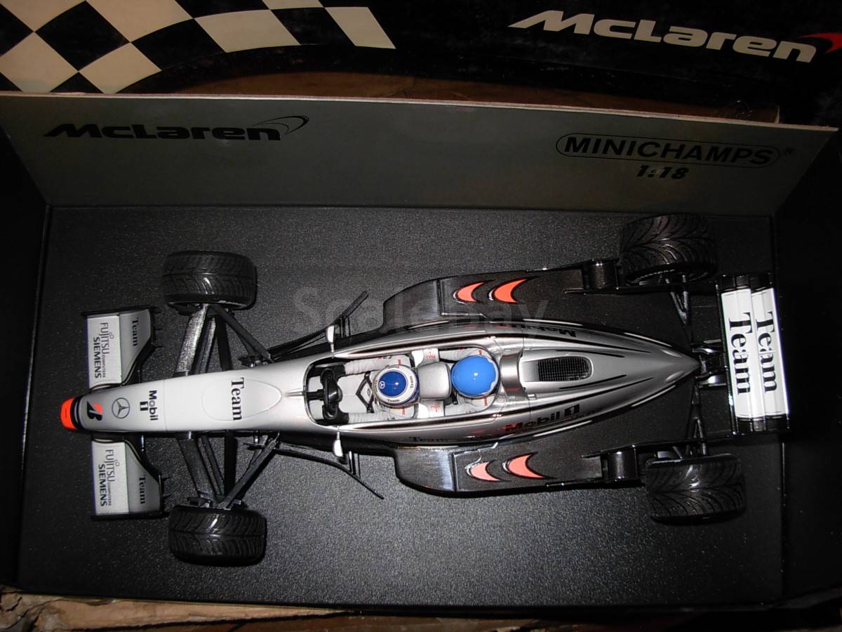 F1 McLaren Mercedes MP4-98T 2000 – Mika Häkkinen – Minichamps 1/43 – Métal