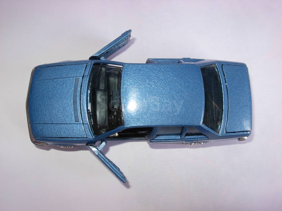 Miniature Gama Opel Rekord - Échelle 1/43 (Occasion, Modèle Réduit)