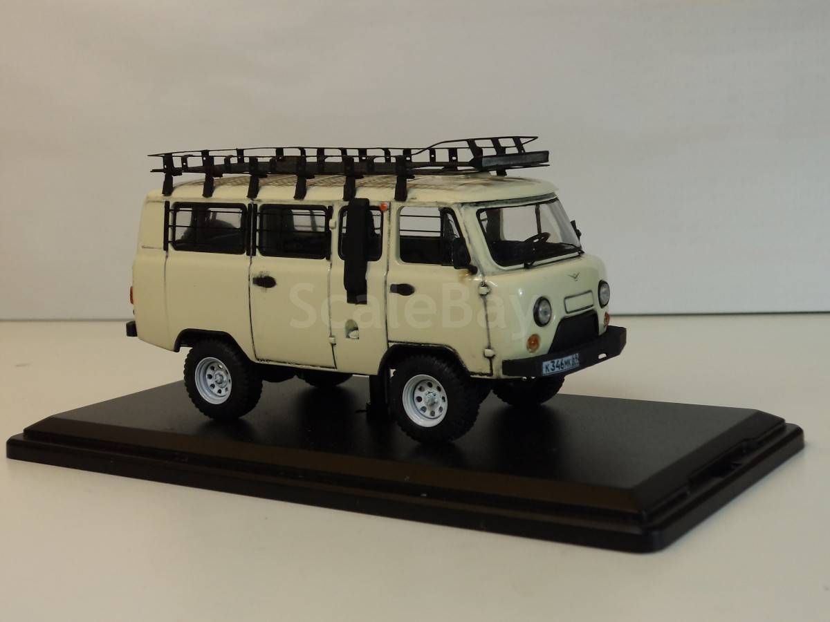 УАЗ 452 Экспедиционный | Аукцион масштабных и сборных моделей