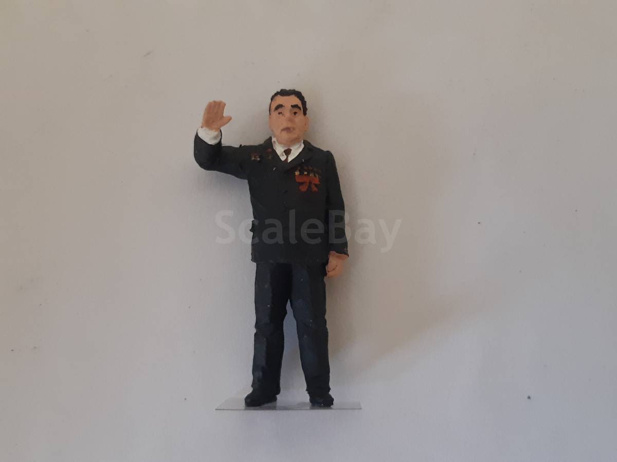 фигурка Генсек Брежнев Л.И. | Аукцион масштабных и сборных моделей