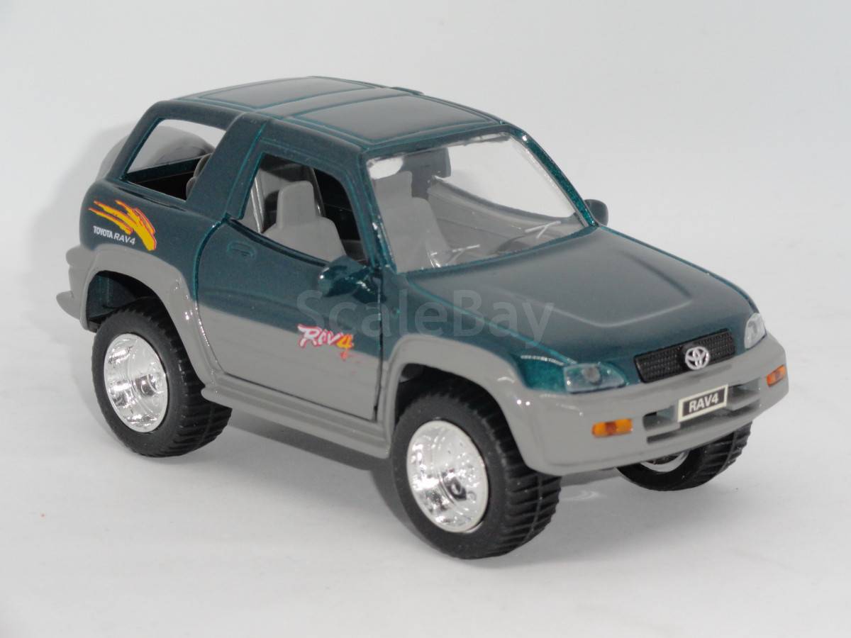 Toyota RAV4, Sunnyside Аукцион масштабных и сборных моделей