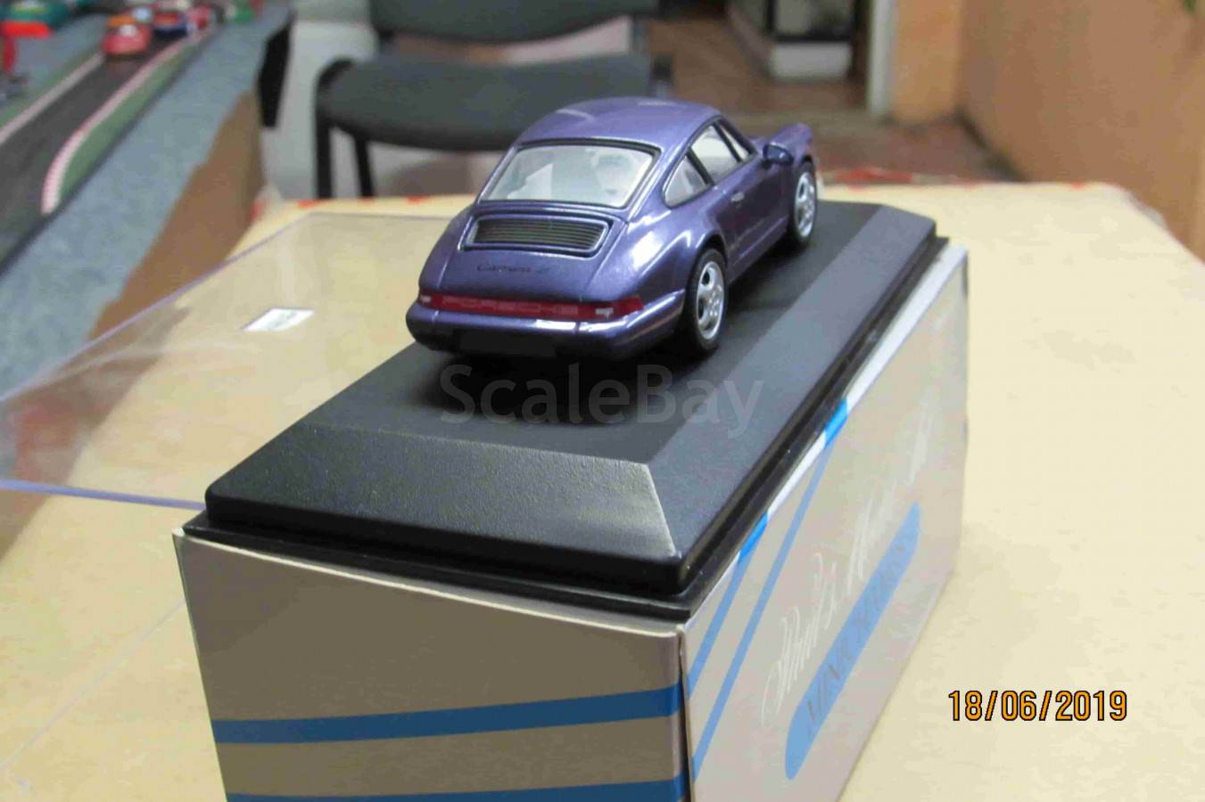 Porsche 911 Carrera Coupé (993) (1993) | 940063000