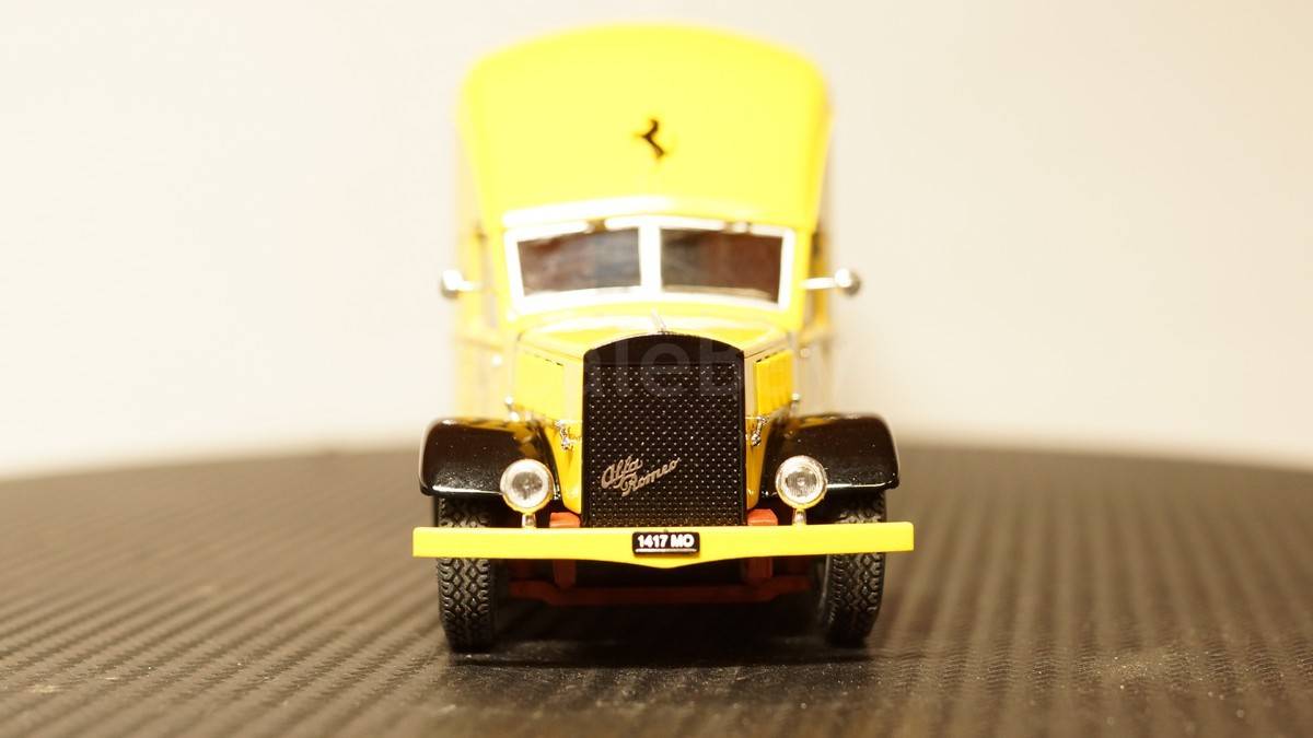 Exoto 1/43 Alfa Romeo 500 Transporter Scuderia Ferrari 1934 – Jaune, EXO0001