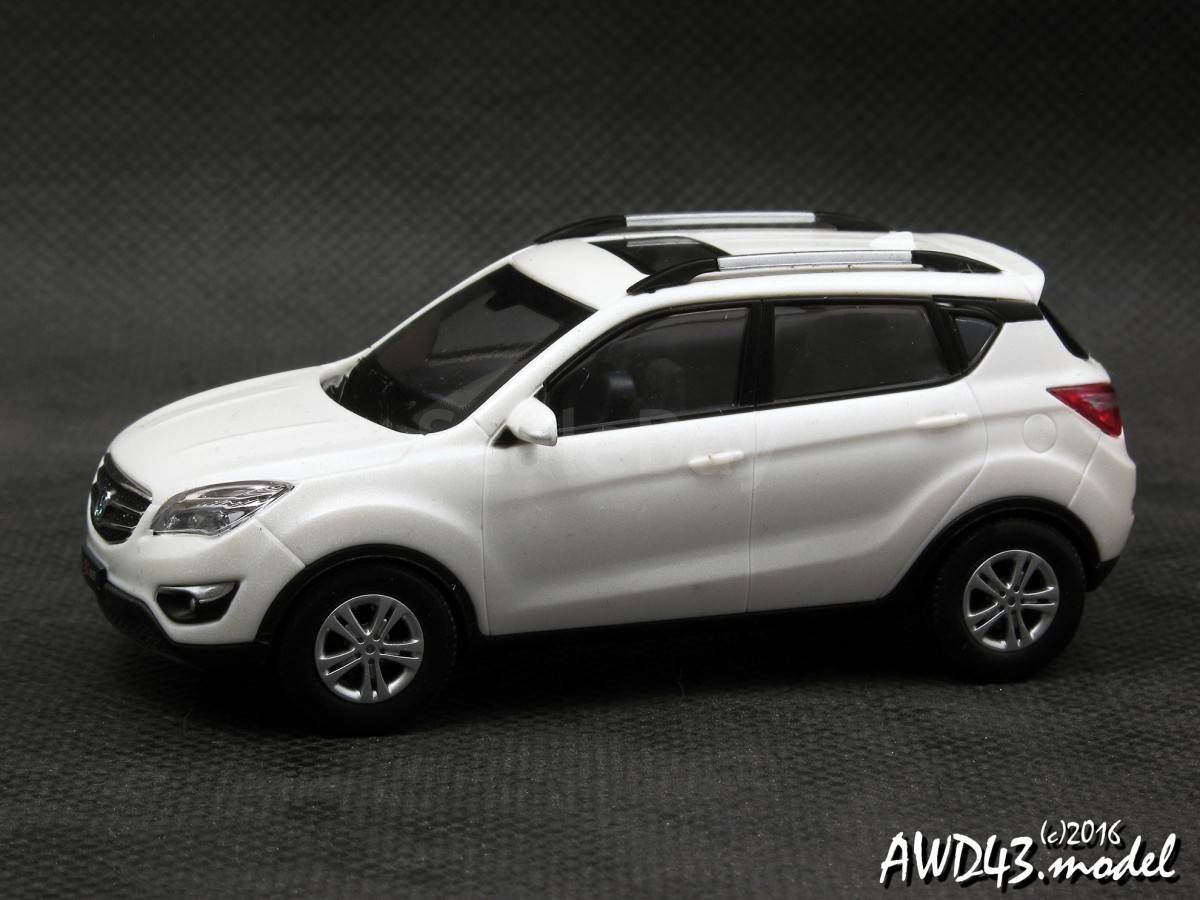 Changan CS35 SUV white 4x4 1-43 China Dealer | Аукцион масштабных и ...