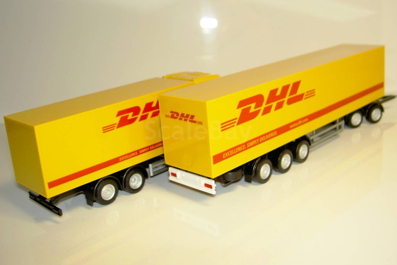 Daf Xf Ssc Hz Gigaliner Euro Combi Dhl Herpa