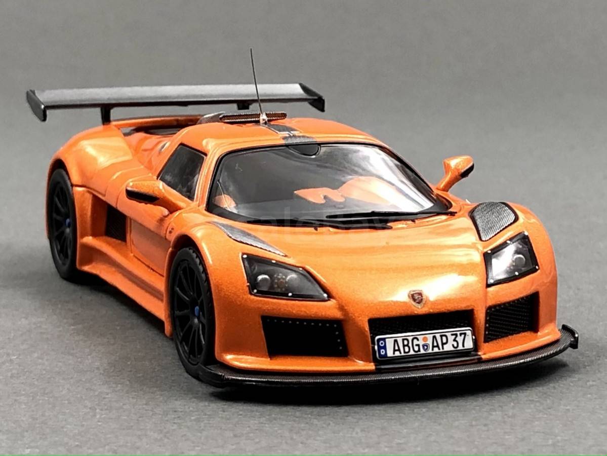 Gumpert Apollo r