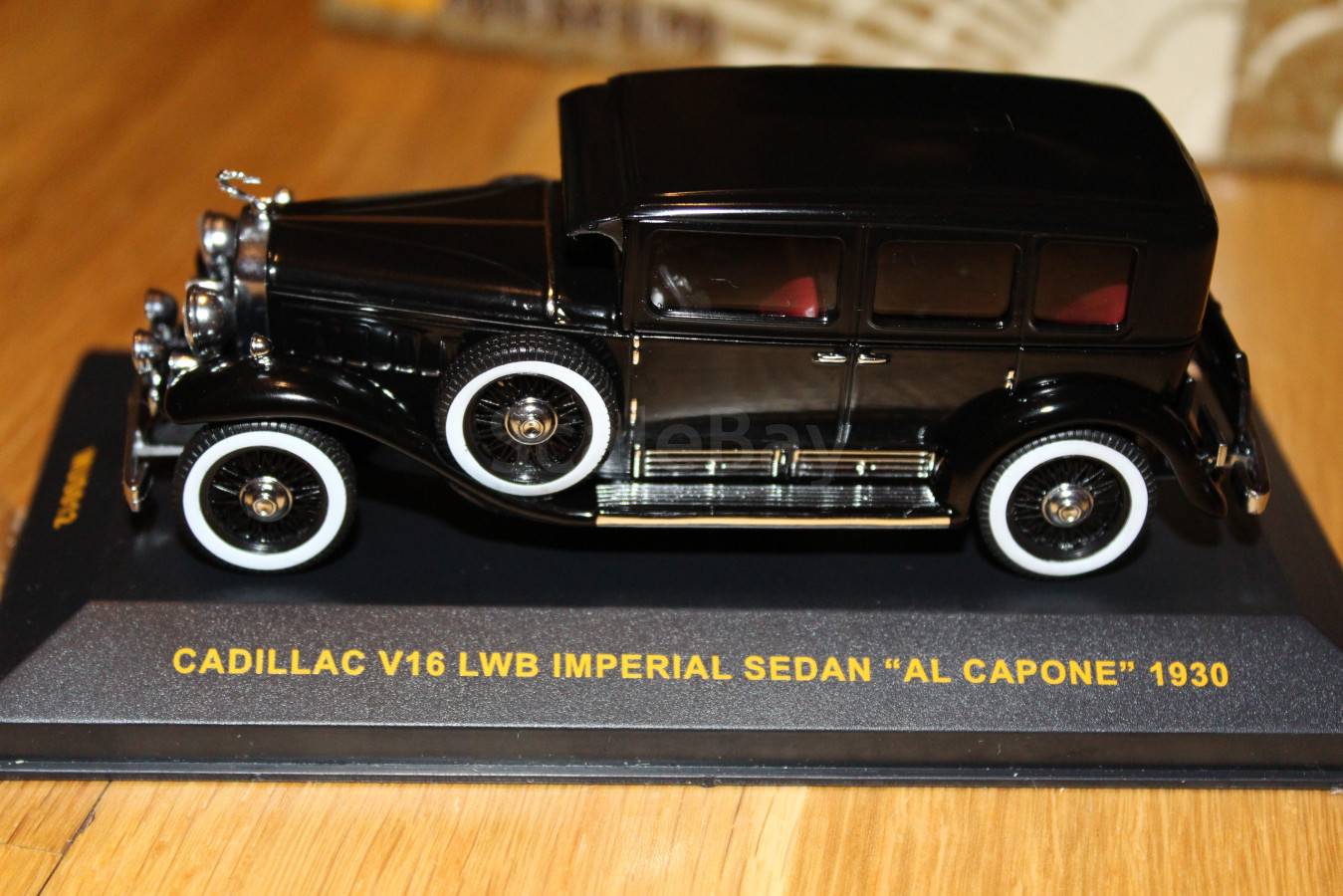 Cadillac V16 Lwb Imperial Sedan Al Capone 1930 Aukcion Masshtabnyh I Sbornyh Modelej