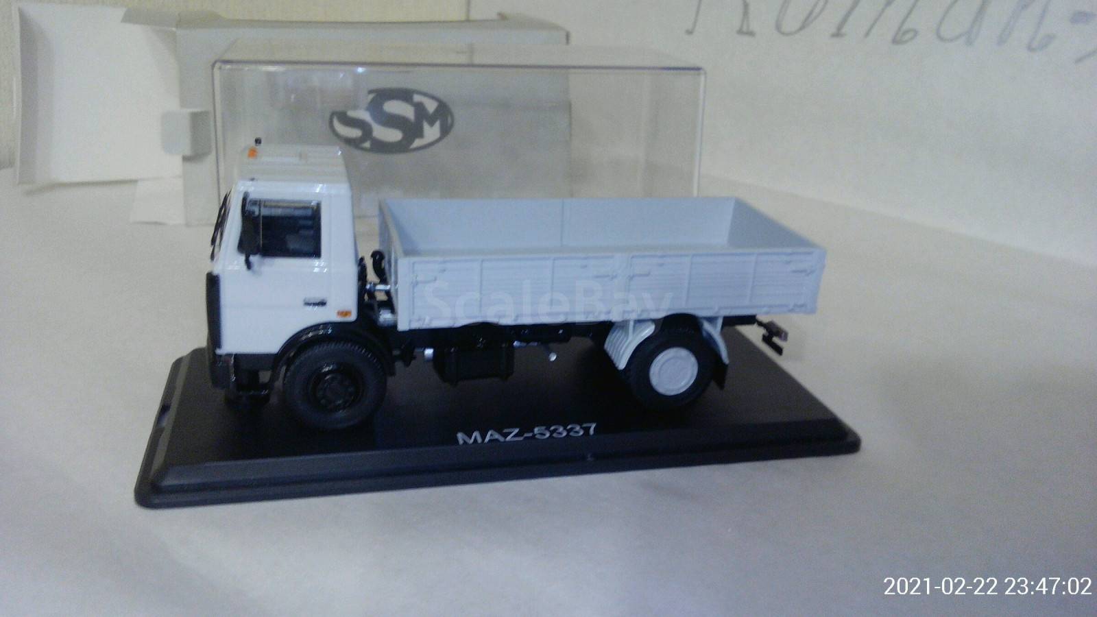 Модель 1: 43 МАЗ 5337 (ССМ - Серый ) | Аукцион масштабных и сборных моделей