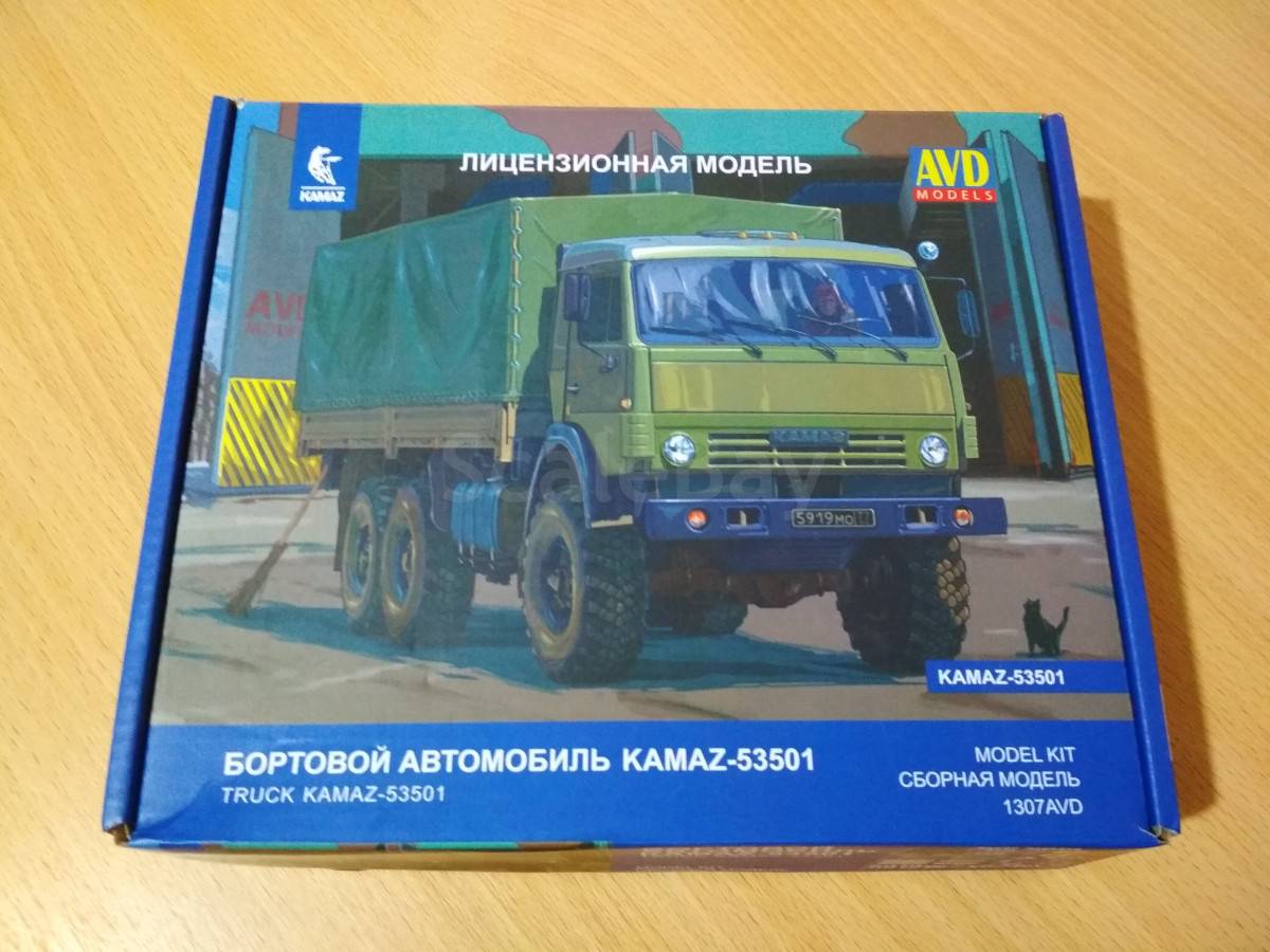 Сборная модель КамАЗ-53501 | Аукцион масштабных и сборных моделей