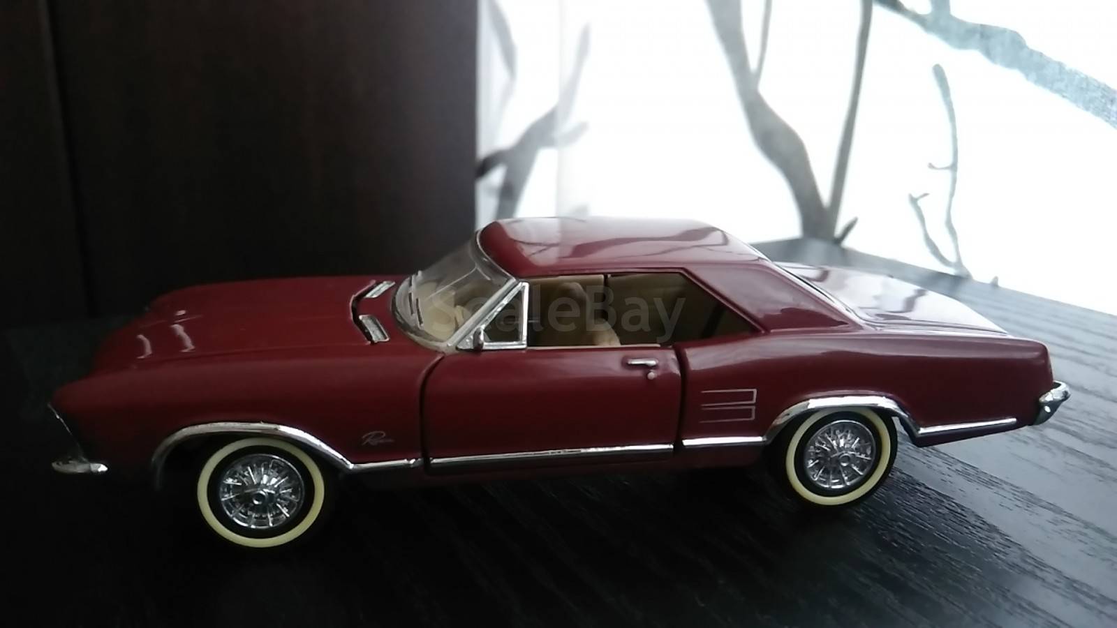 Schaalmodel Buick - Riviera 1963 - BourgondiË 1/43 | Goldvarg