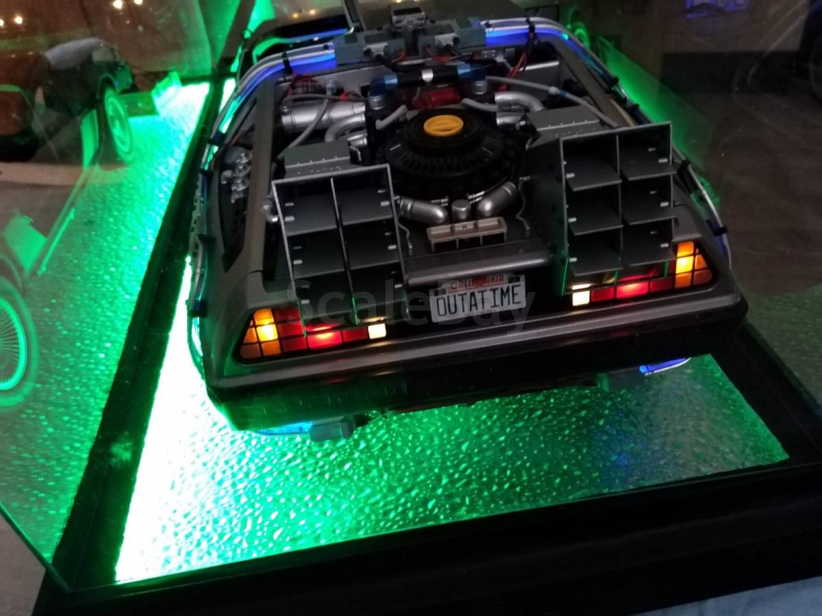 Модель Делориан масштаб 1:8 | Аукцион масштабных и сборных моделей