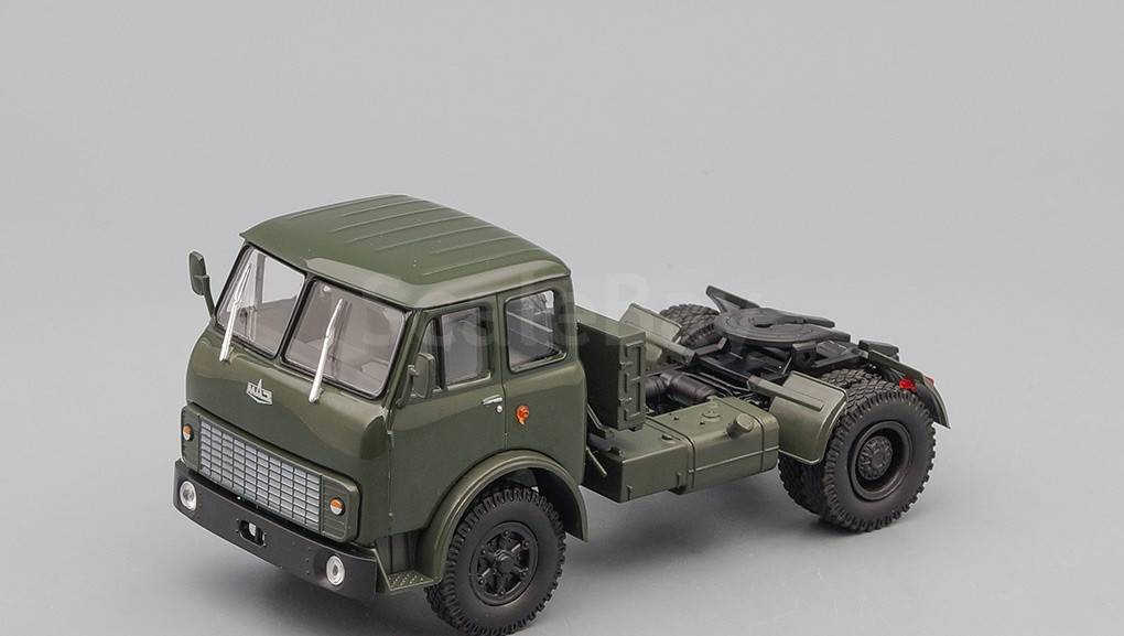 МАЗ 5429 седельный тягач, т.зеленый | Аукцион масштабных и сборных моделей