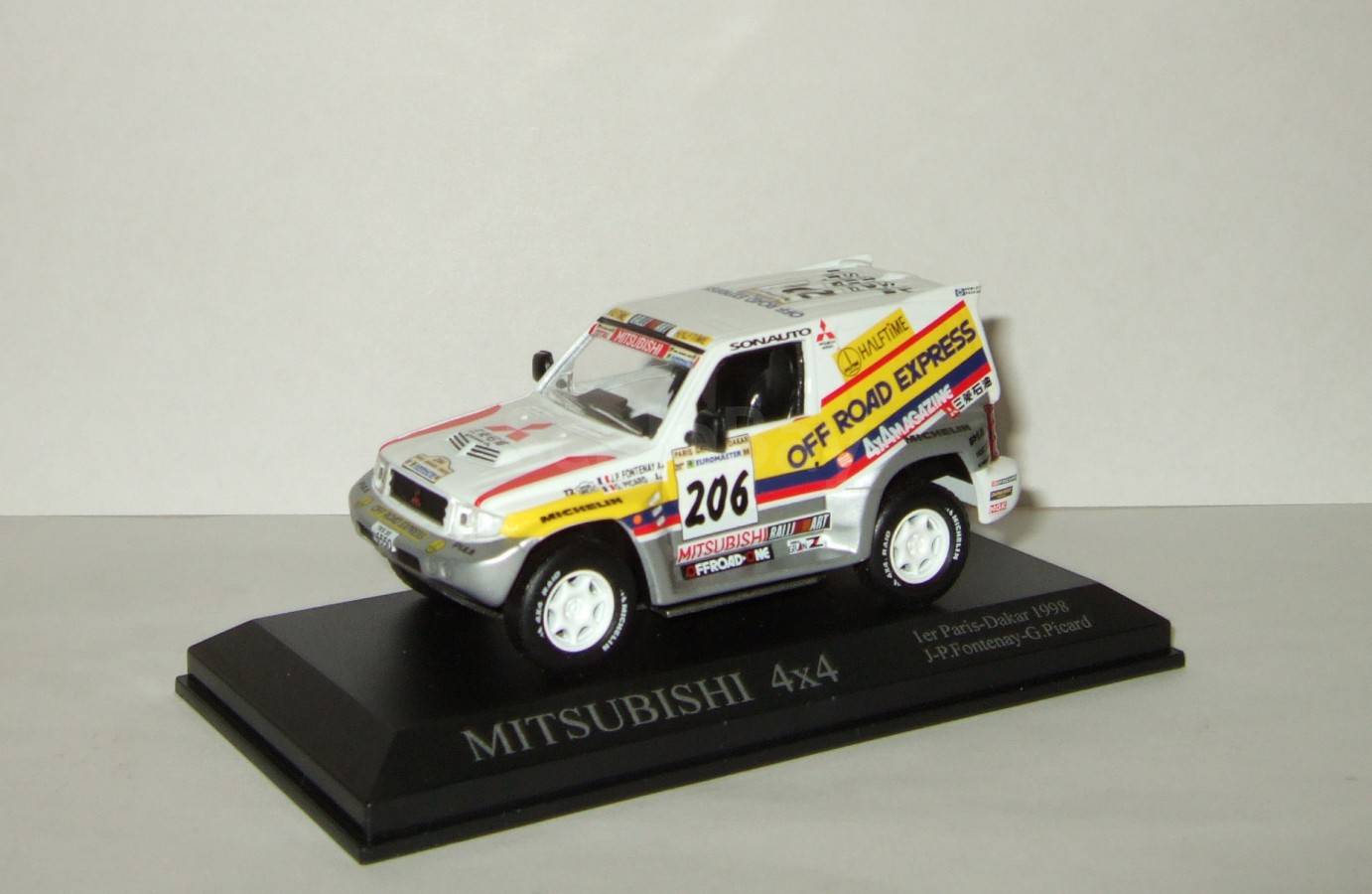 Miniature Mitsubishi Pajero Winner Dakar 1998 – Fontenay Picard #206 – Skid Vitesse 1/43 – Neuf Sous Plexi