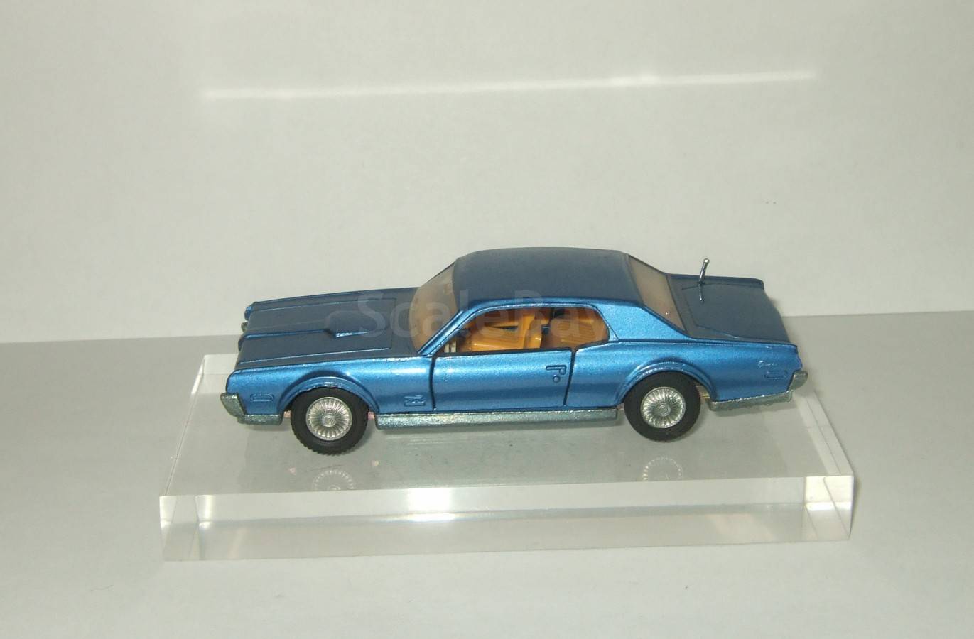dinky toys ford mercury cougar