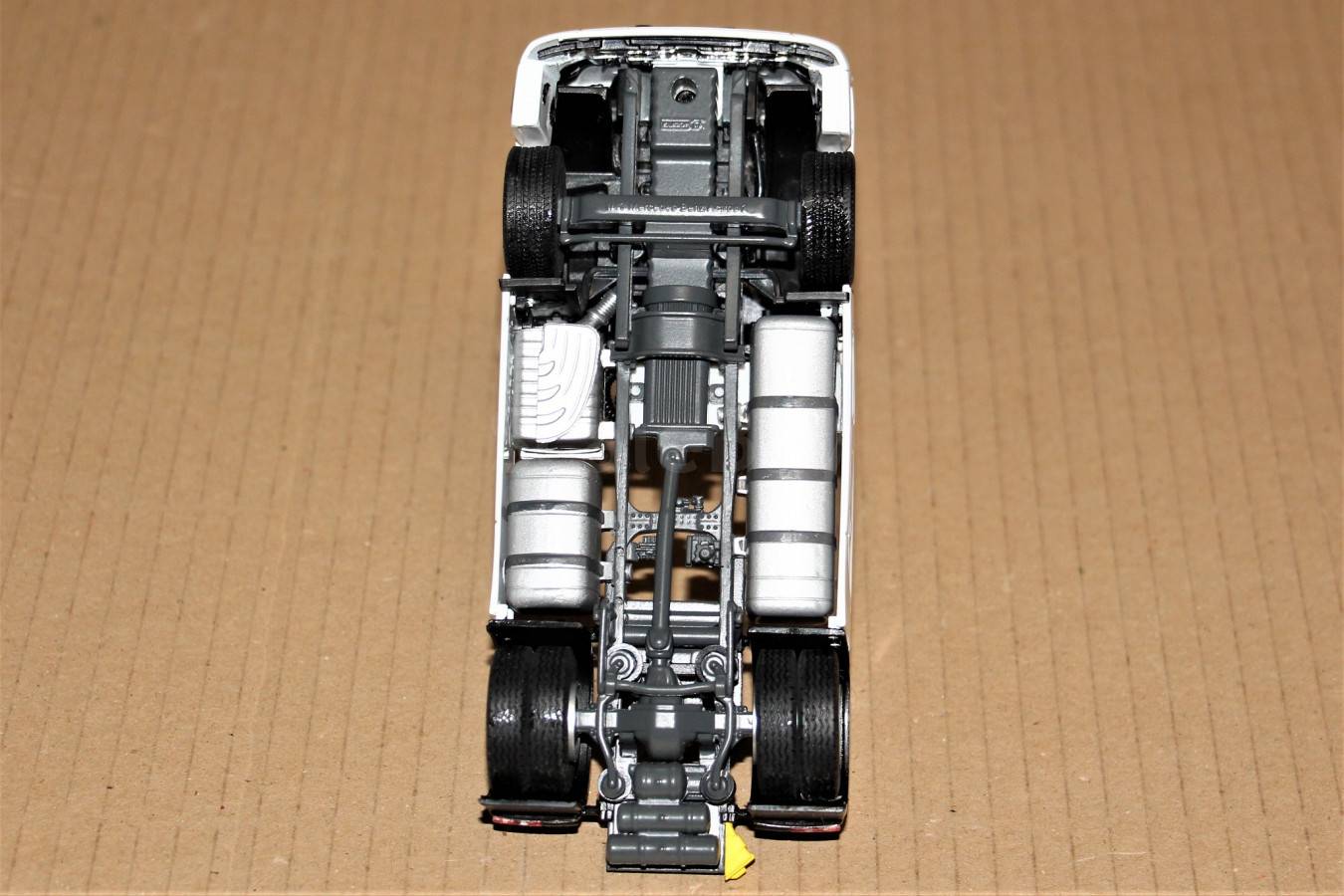 1/43 CAMION TRACTEUR Mercedes Nouvel Actros Bigspace Blanc Eligor116459